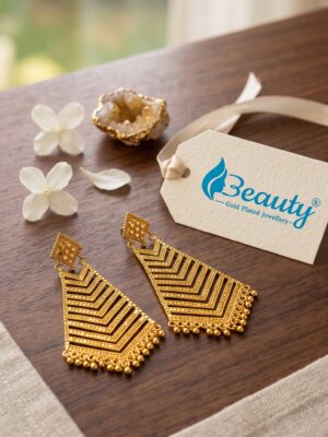 EARRING